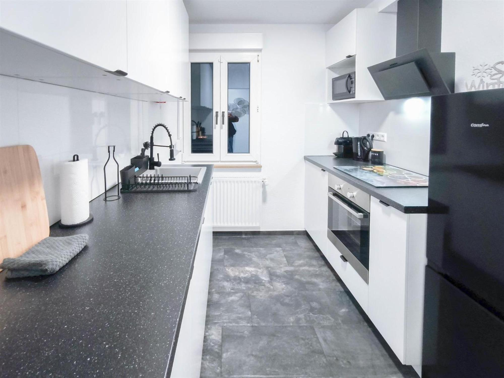Alfa 4 4br Tv Wifi Wm Nahe Wasen & Daimler L 7beds I 8 People I Kitchen L Bathroom Apartment *