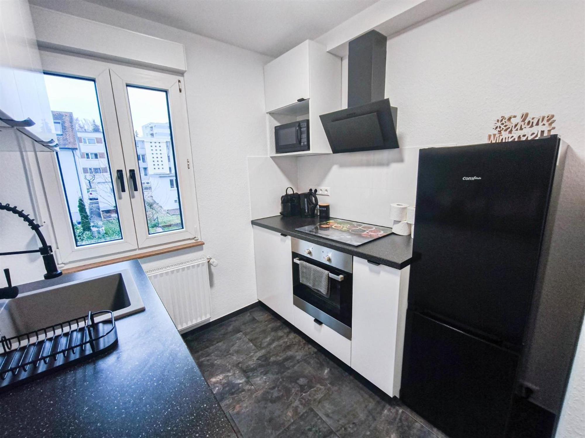 Alfa 4 4br Tv Wifi Wm Nahe Wasen & Daimler L 7beds I 8 People I Kitchen L Bathroom