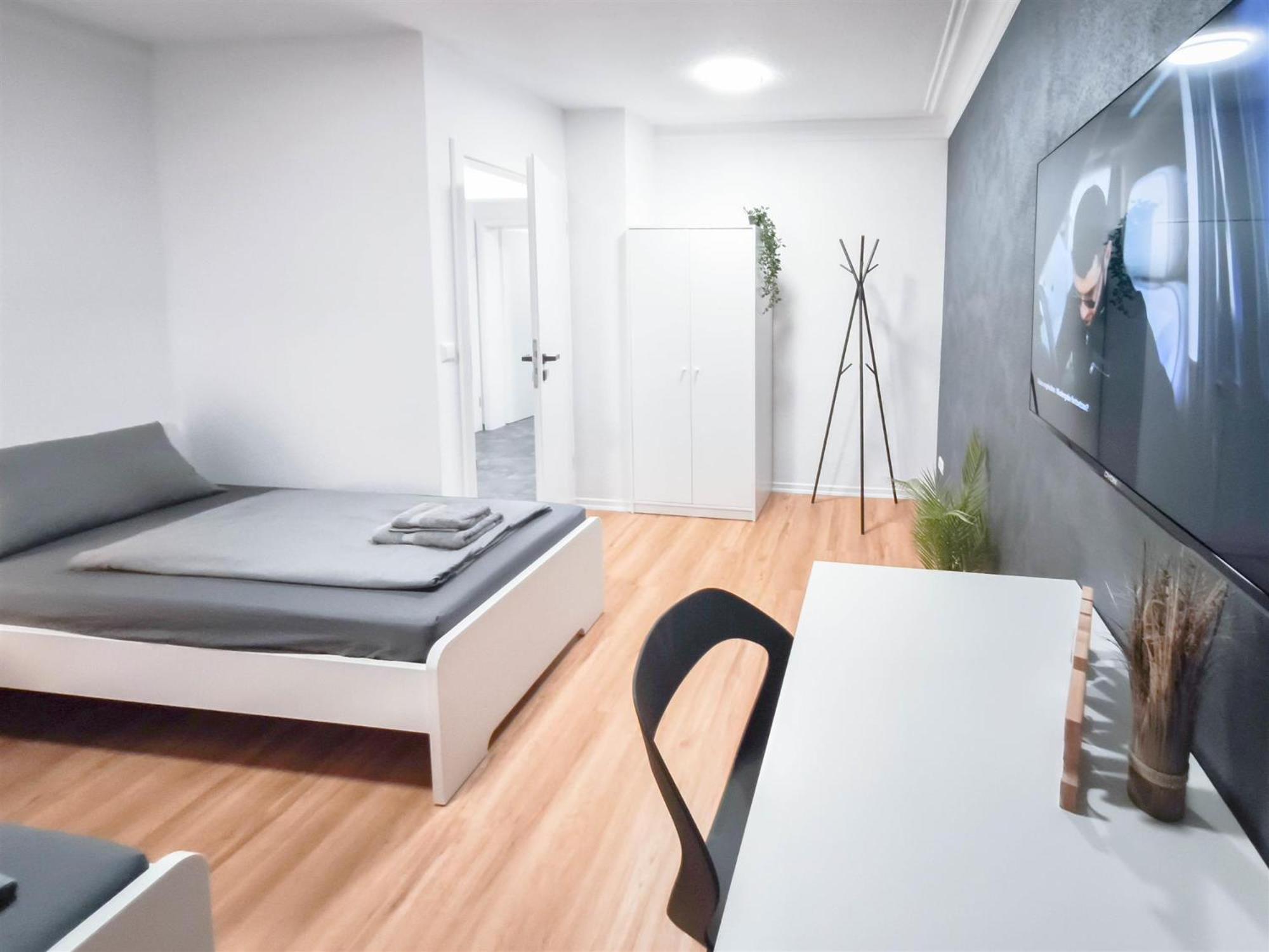 Apartment Alfa 4 4br Tv Wifi Wm Nahe Wasen & Daimler L 7beds I 8 People I Kitchen L Bathroom Stuttgart