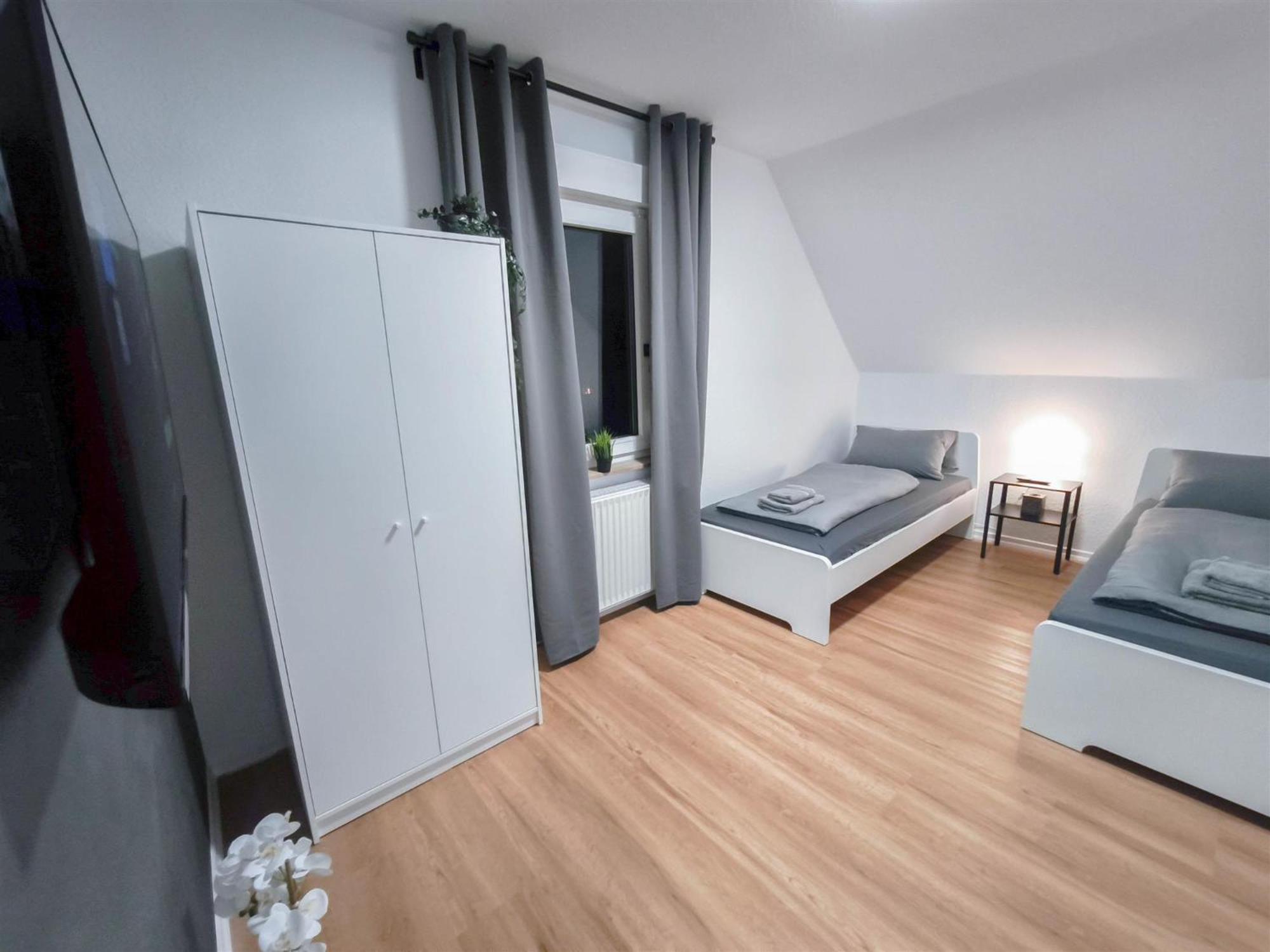 Alfa 4 4br Tv Wifi Wm Nahe Wasen & Daimler L 7beds I 8 People I Kitchen L Bathroom Apartment Stuttgart